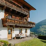 Hattlerhof ファームステイ ハインフェルス