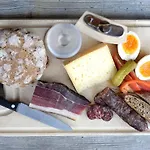 Hattlerhof ファームステイ